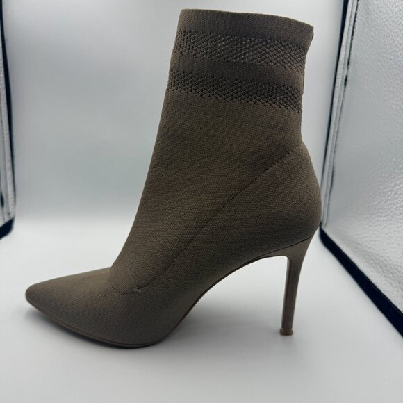 Steve Madden Olive Green Pointed-Toe Socks Knit Stiletto Boots - Size 6 - Picture 1 of 6